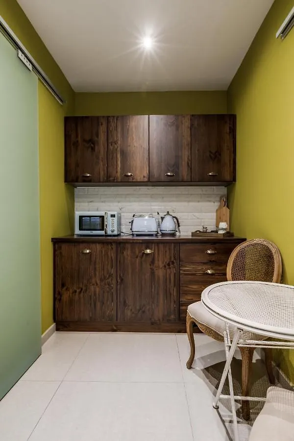 Talbot & Bons Studio Flat Gudja