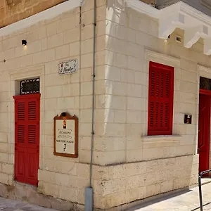 Apartment Number 12, Vittoriosa